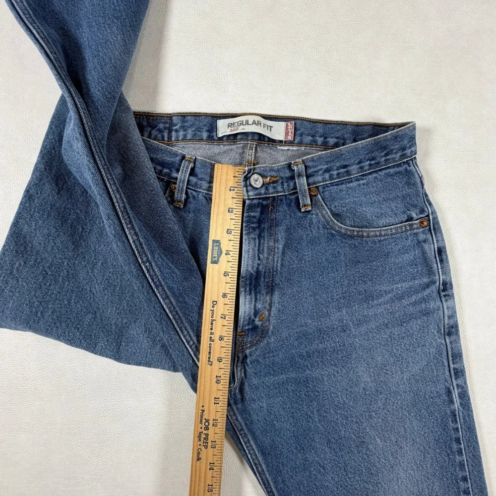 Vintage Levis 505 Regular Fit Jeans Mens 32x34 Medium Wash Straight Leg Denim